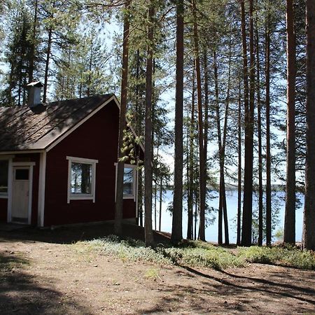ホテル ローヒーヤラヴェン エラケスクス Lohijärvi エクステリア 写真