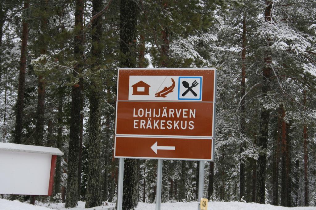 ホテル ローヒーヤラヴェン エラケスクス Lohijärvi エクステリア 写真